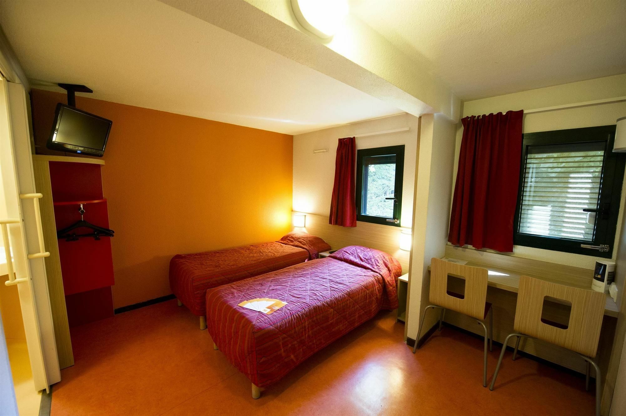 Premiere Classe Orleans Ouest - La Chapelle St Mesmin Экстерьер фото