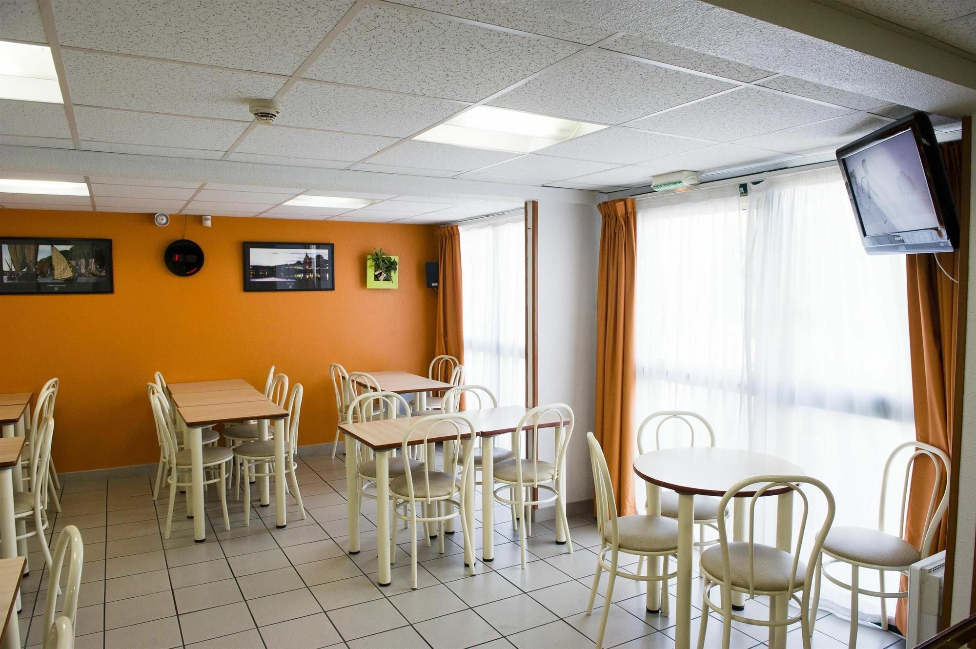 Premiere Classe Orleans Ouest - La Chapelle St Mesmin Экстерьер фото
